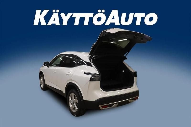 Käytetty Nissan Qashqai N-Connecta 158 HP (116 kW) 2024 Deep ocean Katumaasturi