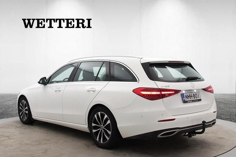 Käytetty Mercedes C180 Advanced Plus 170 HP (125 kW) 2022 Valkoinen Farmari