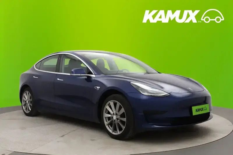 Sininen Käytetty 2020 Tesla Model 3 Standard Range Sedan | 21 700 € (Supertarjous) - Kuva 1/4