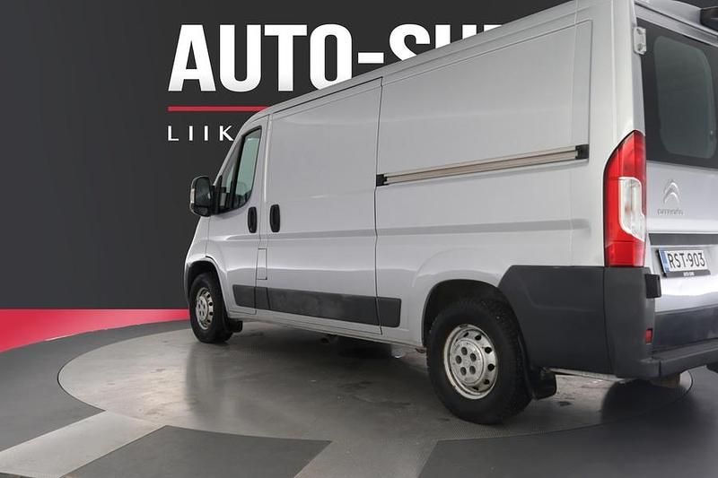 Käytetty Citroën Jumper 163 HP (119 kW) 2017 Hopea Tila-auto