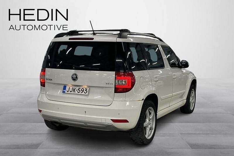 Käytetty Skoda Yeti Elegance 105 HP (77 kW) 2014 Katumaasturi