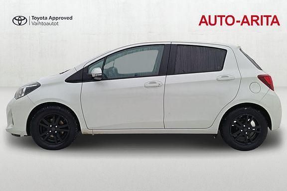Käytetty Toyota Yaris Multidrive S 98 HP (72 kW) 2017 Valkoinen Viistoperä