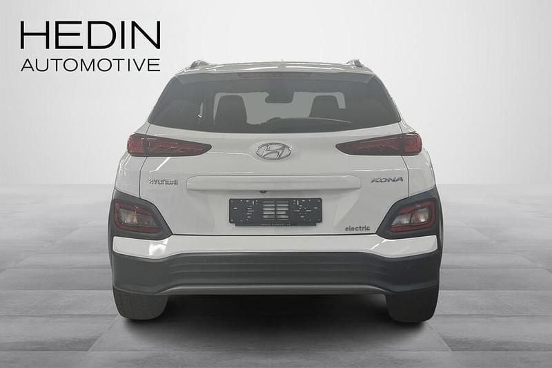 Käytetty Hyundai Kona Style 150 kW (204 HP) 2020 Valkoinen Katumaasturi