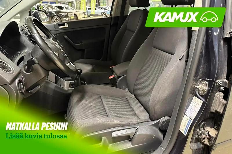 Käytetty VW Golf VII Comfortline 122 HP (89 kW) 2012 Sininen Farmari