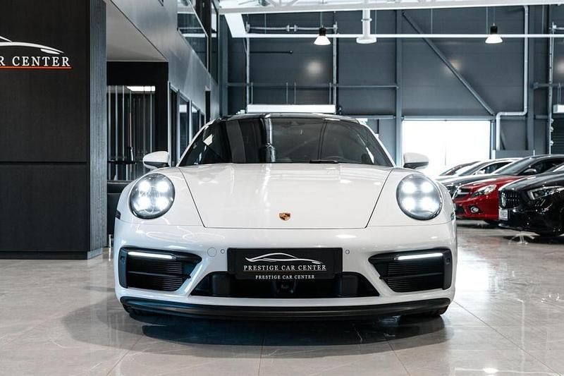 Käytetty Porsche 911 Carrera 4 GTS 480 HP (353 kW) 2023 Coupe - kaksiovinen
