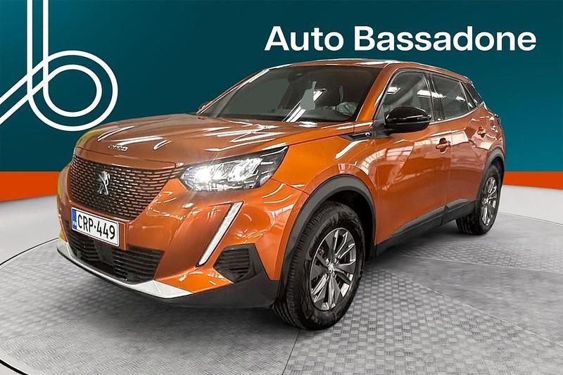 Käytetty Peugeot e-2008 Active 100 kW (136 HP) 2023 Katumaasturi