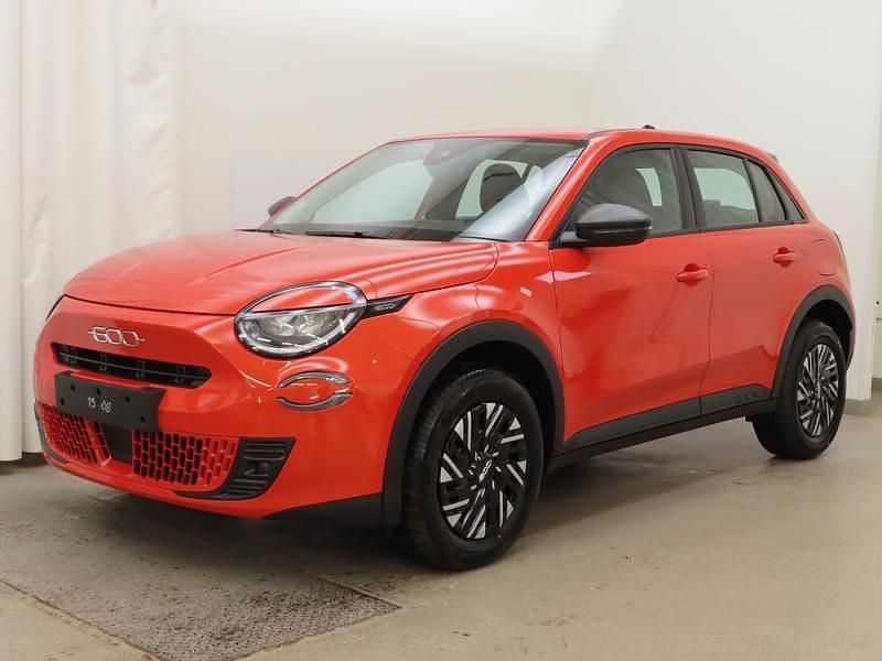 Uusi 2025 Fiat 600 Pop Katumaasturi | 25 900 € - Kuva 1/4