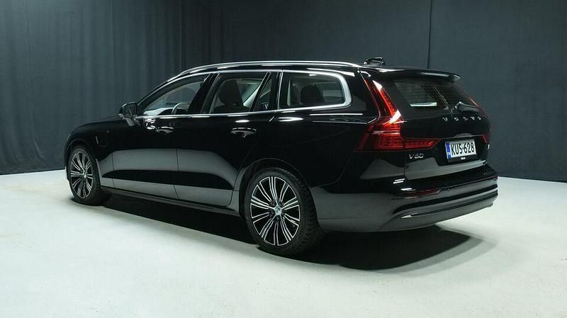 Käytetty Volvo V60 Plus 2023 Farmari