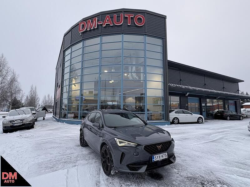 Harmaa Käytetty 2021 Cupra Formentor VZ Katumaasturi | 31 850 € (Perustarjous) - Kuva 1/3
