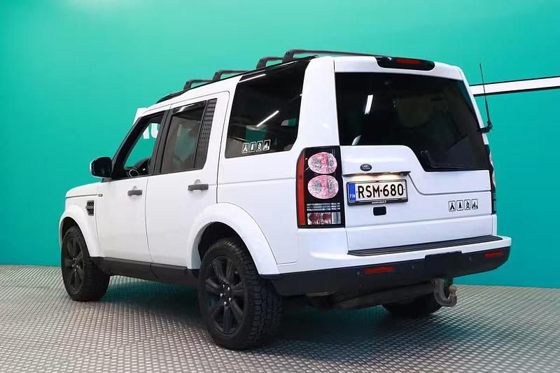Käytetty Land Rover Discovery 4 SE 2016 Katumaasturi