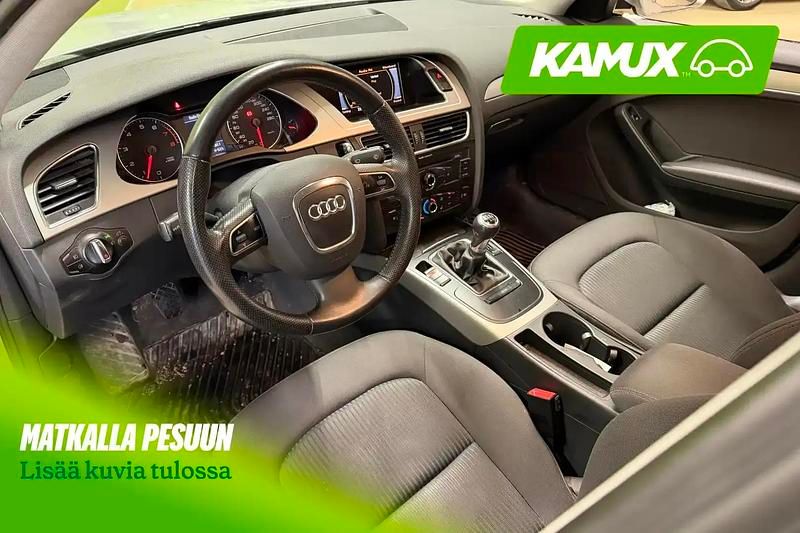 Käytetty Audi A4 211 HP (155 kW) 2010 Hopea / harmaa Sedan