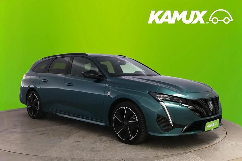 Vihreä Käytetty 2024 Peugeot e-308 GT-line Viistoperä | 34 880 € - Kuva 1/4