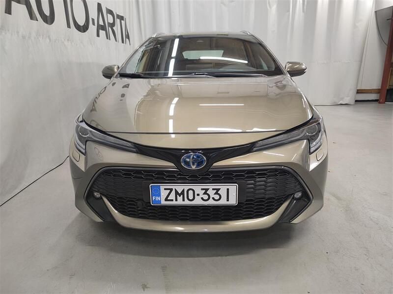 Käytetty Toyota Corolla Active 184 HP (135 kW) 2019 Harmaa Farmari