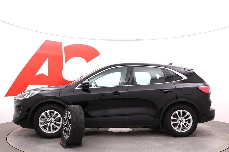 Käytetty Ford Kuga Titanium 224 HP (164 kW) 2021 Musta Katumaasturi