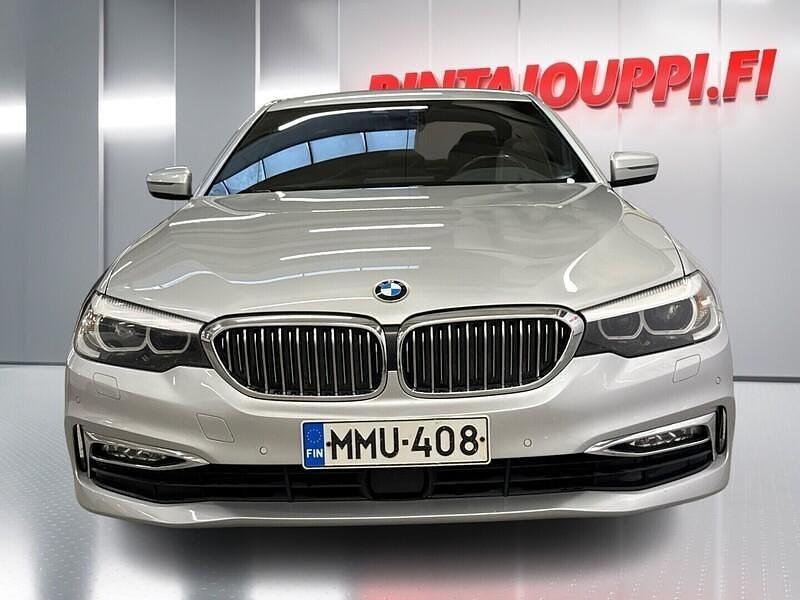 Käytetty BMW 520 Luxury Line 190 HP (139 kW) 2017 Hopea Sedan
