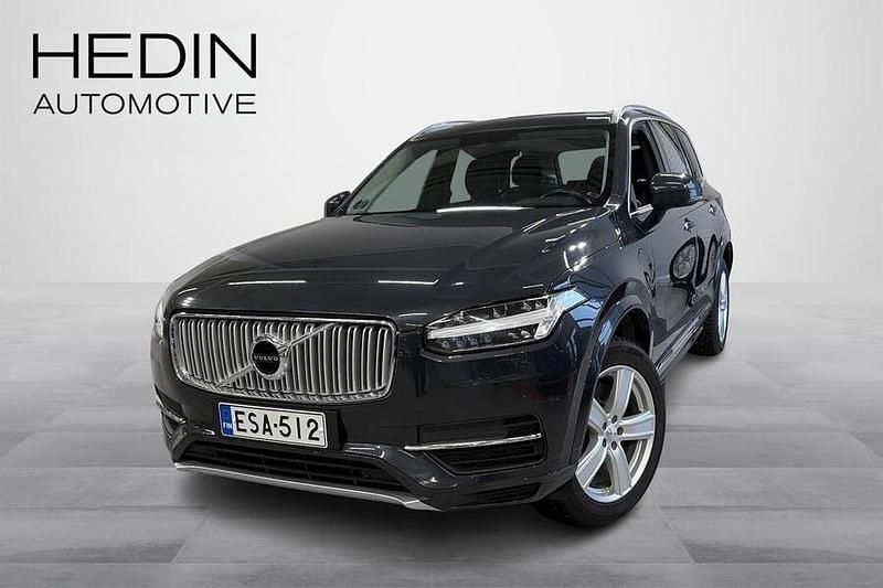 Harmaa Käytetty 2019 Volvo XC90 Inscription Katumaasturi | 25 900 € (Supertarjous) - Kuva 1/4
