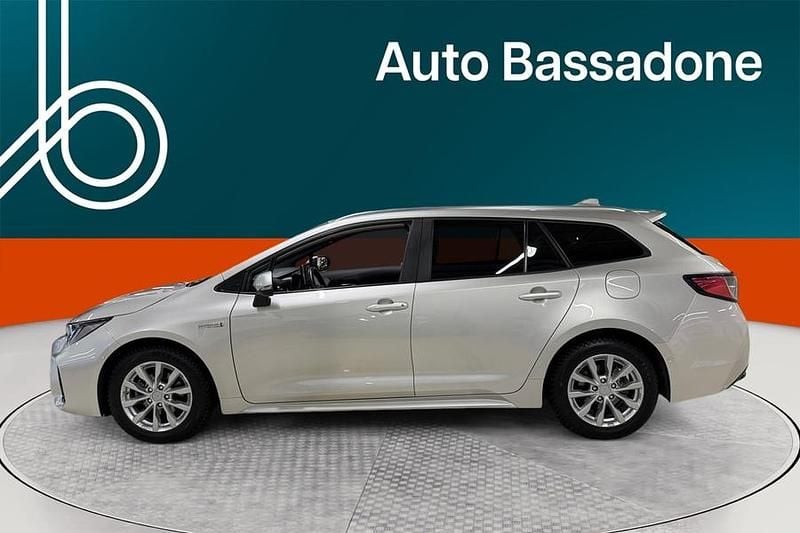 Käytetty Suzuki Swace GLX 122 HP (89 kW) 2021 Farmari