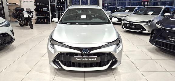 Käytetty Toyota Corolla Active 121 HP (88 kW) 2022 Hopea Farmari