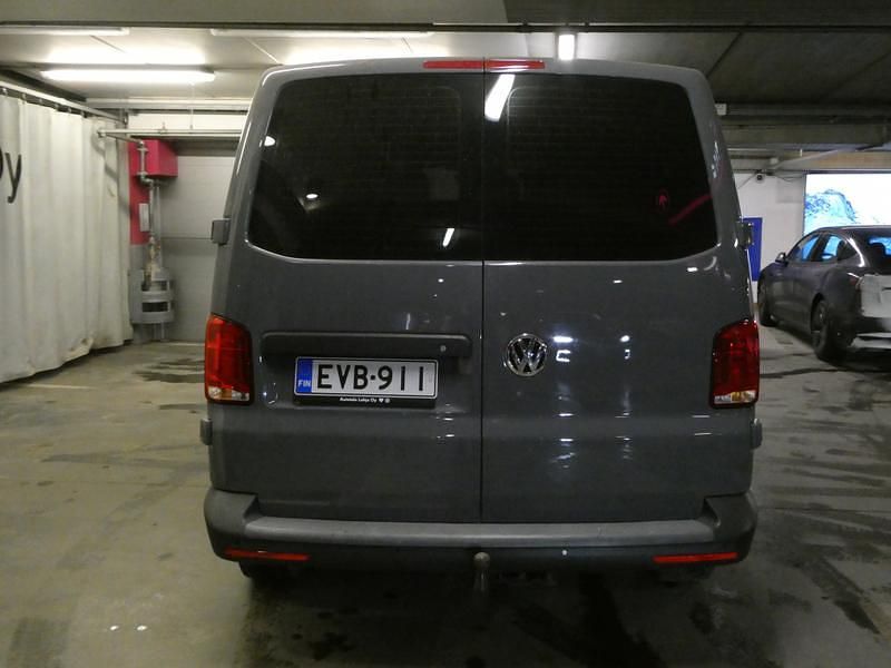 Käytetty VW Transporter 110 HP (80 kW) 2024 Harmaa Van