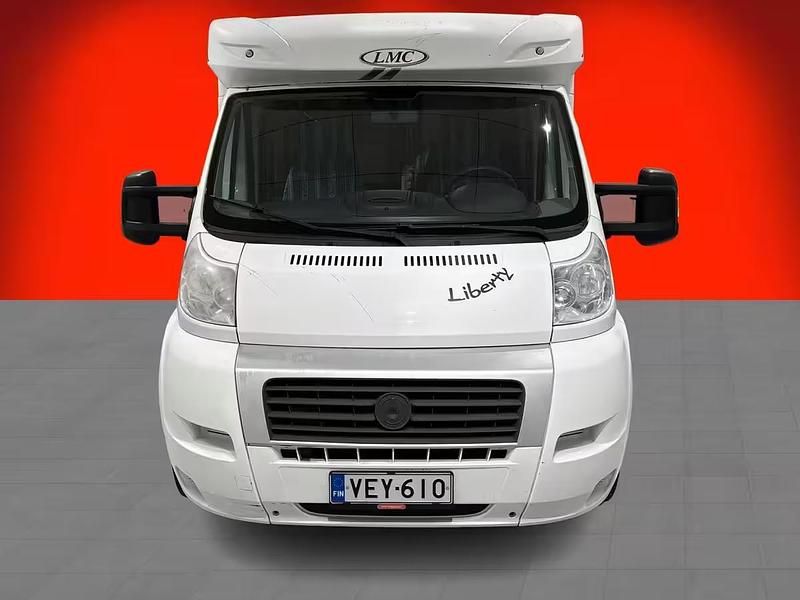 Käytetty Fiat 130 2007