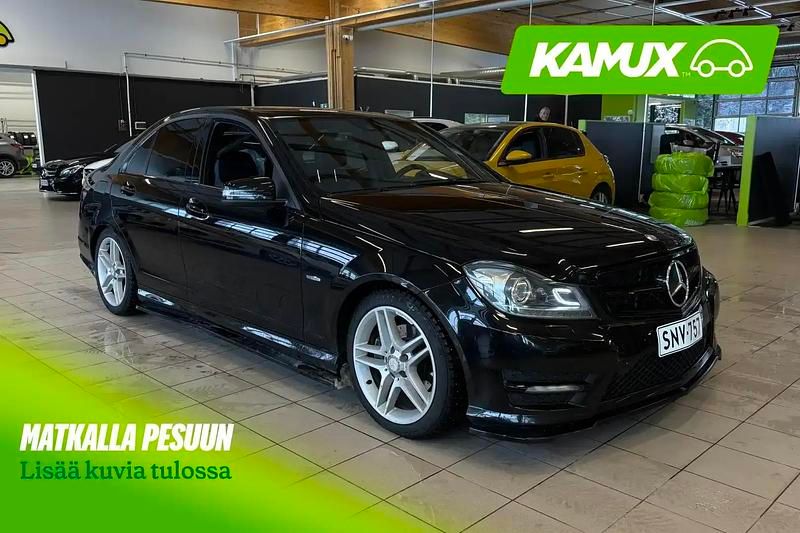 Käytetty Mercedes C180 Business 156 HP (114 kW) 2012 Musta Sedan