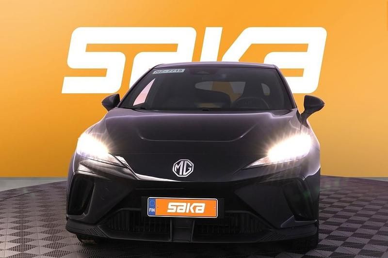Käytetty MG MG4 EV 125 kW (170 HP) 2023 Viistoperä