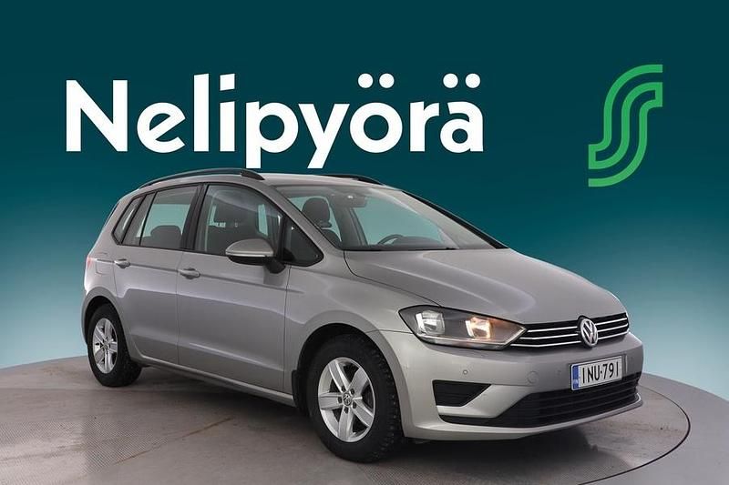 Käytetty VW Golf Sportsvan Comfortline 110 HP (80 kW) 2017 Tila-auto