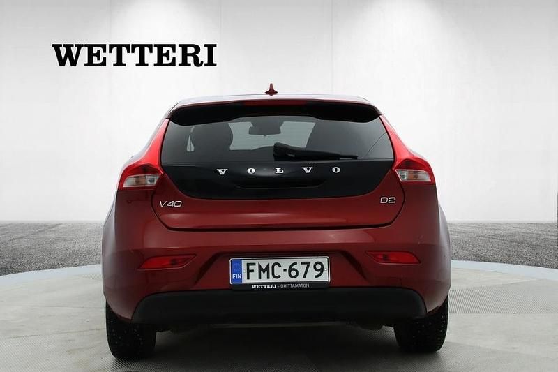 Käytetty Volvo V40 Business Edition 120 HP (88 kW) 2016 Viistoperä