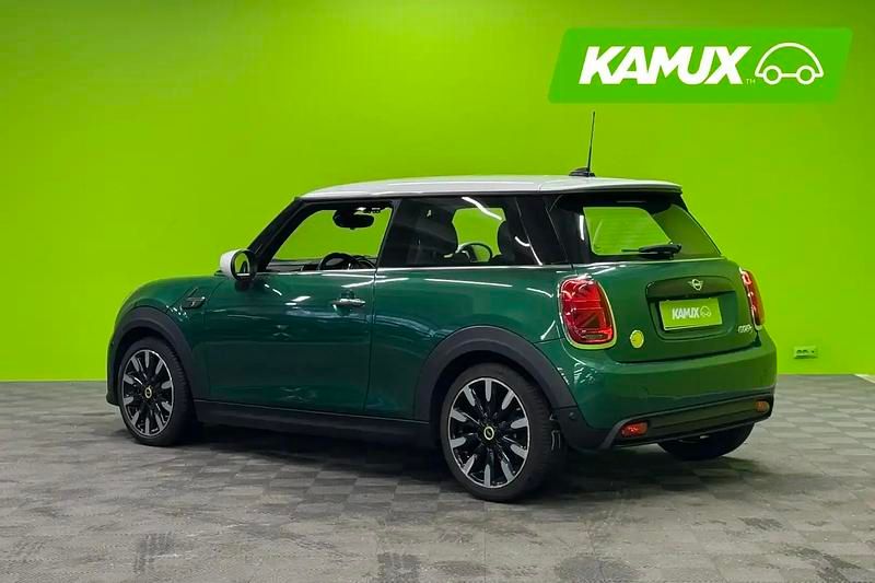 Käytetty Mini Cooper SE Collection 135 kW (184 HP) 2022 Vihreä Viistoperä