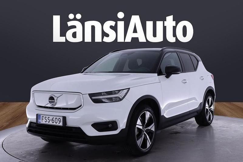 Käytetty Volvo XC40 Business Edition 300 kW (408 HP) 2021 Katumaasturi