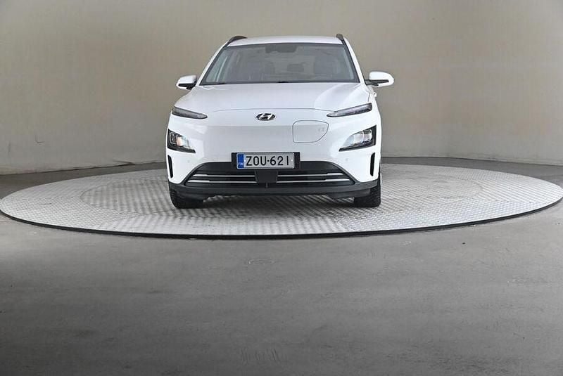 Käytetty Hyundai Kona Style 150 kW (204 HP) 2023 Katumaasturi