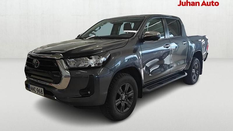Met. harmaa Käytetty 2024 Toyota HiLux Active Nouto | 59 990 € (Hieman kallis) - Kuva 1/4