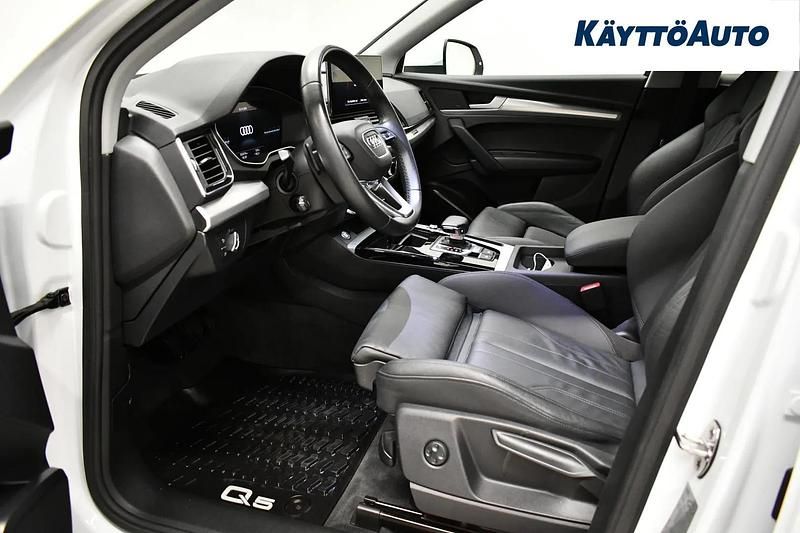 Käytetty Audi Q5 Sportback Design 204 HP (150 kW) 2022 Valkoinen Katumaasturi