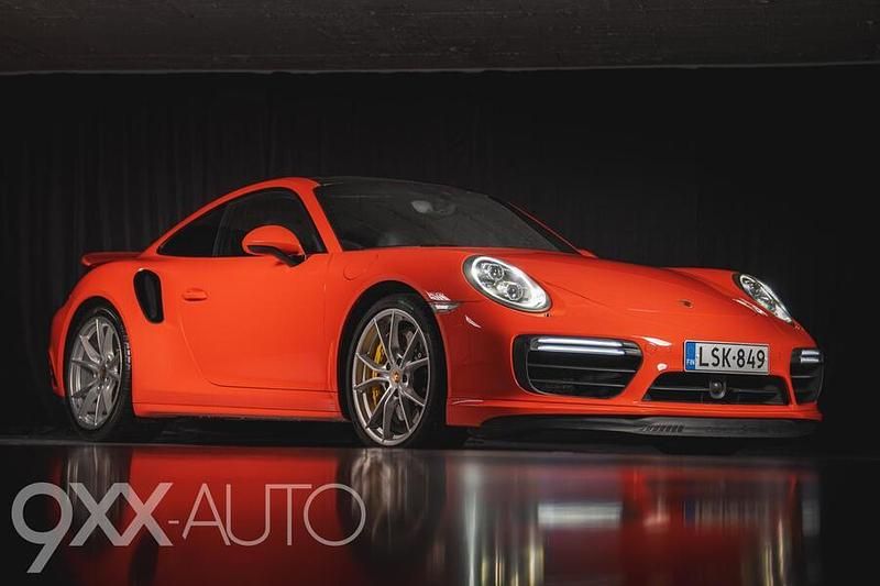 Käytetty Porsche 911 Turbo S 2016 Coupe - kaksiovinen