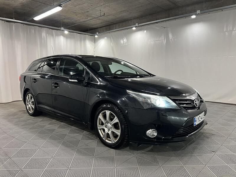 Käytetty 2014 Toyota Avensis Sol Farmari | 11 990 € (Hyvä tarjous) - Kuva 1/4