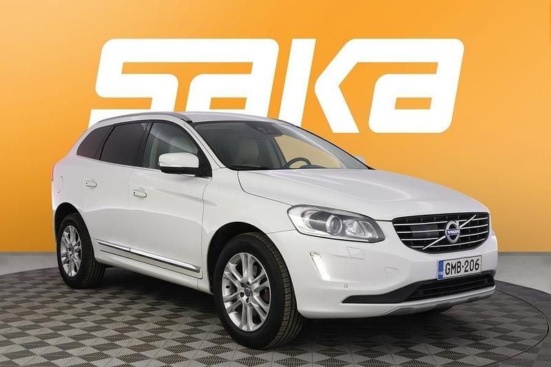 Käytetty Volvo XC60 Business Edition 190 HP (139 kW) 2016 Katumaasturi