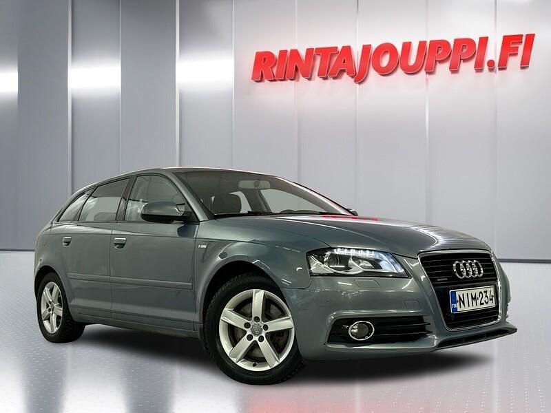 Käytetty 2012 Audi A3 Sportback Attraction Viistoperä | 8 900 € - Kuva 1/3