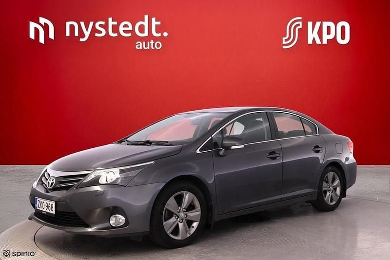 Käytetty Toyota Avensis Multidrive S 147 HP (108 kW) 2015 Sedan