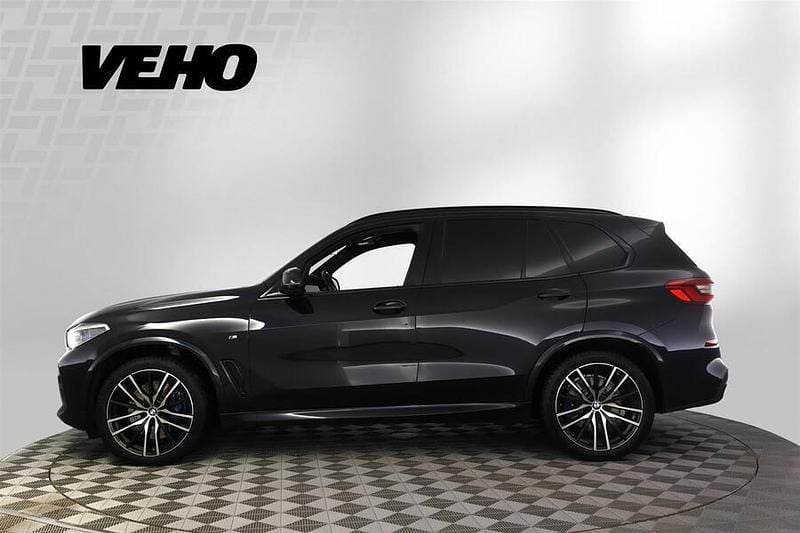Käytetty BMW X5 M Sport 265 HP (194 kW) 2019 Musta Katumaasturi