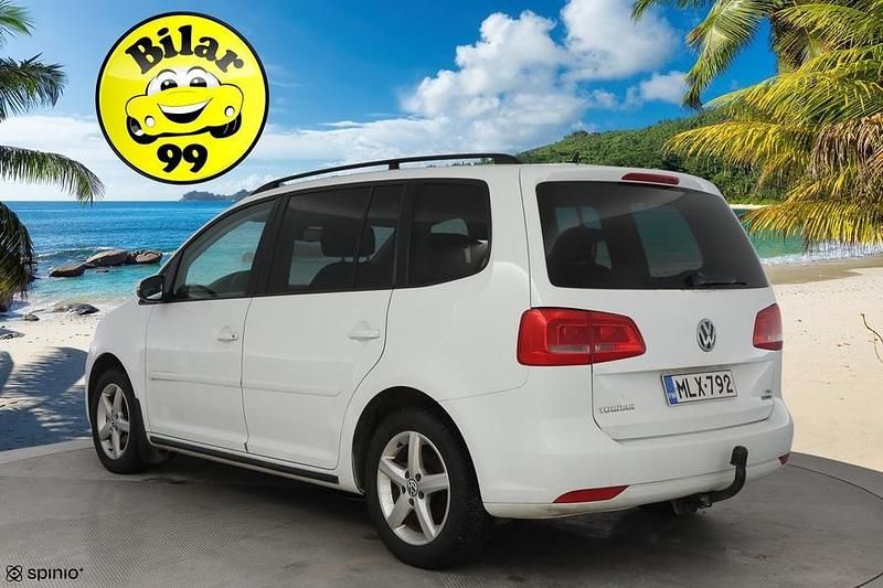 Käytetty VW Touran Comfortline 105 HP (77 kW) 2014 Tila-auto