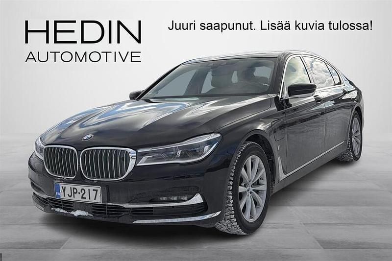 Käytetty BMW 740 Exclusive 258 HP (189 kW) 2017 Sedan