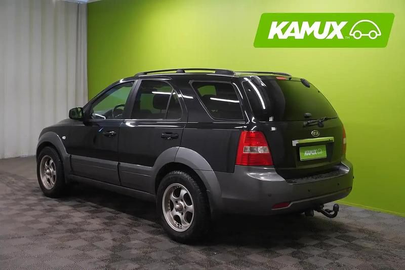 Käytetty Kia Sorento 170 HP (125 kW) 2007 Musta Katumaasturi