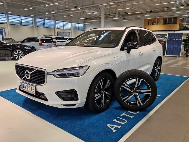 Käytetty Volvo XC60 R-Design 392 HP (288 kW) 2020 707 Katumaasturi