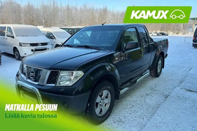 Käytetty Nissan Navara 171 HP (125 kW) 2007 Musta Nouto