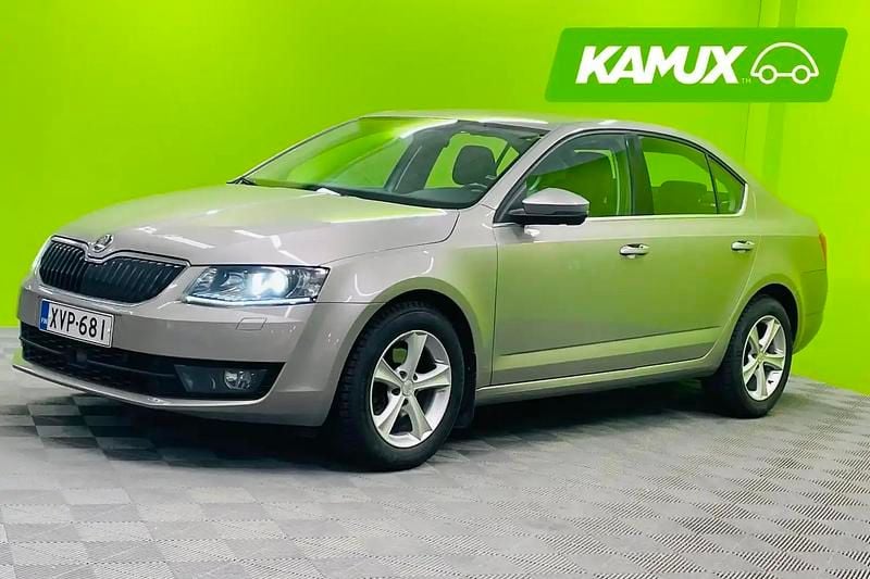 Käytetty Skoda Octavia Elegance 140 HP (102 kW) 2014 Cappuccino beige metallic Sedan