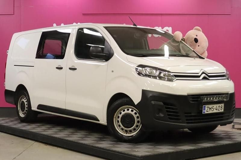 Käytetty 2019 Citroën Jumpy Tila-auto | 11 900 € (Hyvä tarjous) - Kuva 1/1