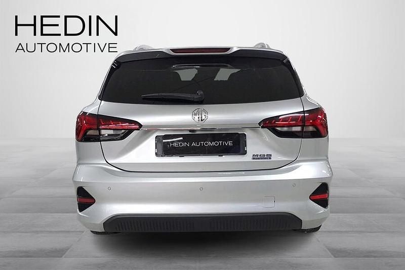 Käytetty MG MG5 EV Luxury 114 kW (156 HP) 2022 Hopea Farmari