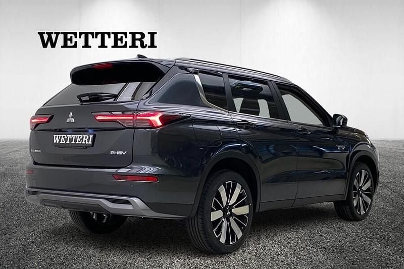 Uusi Mitsubishi Outlander P-HEV Intense 306 HP (225 kW) 2025 Harmaa Katumaasturi