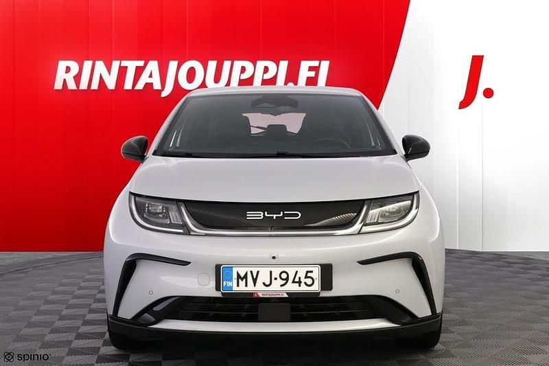 Käytetty BYD Dolphin Comfort 150 kW (204 HP) 2024 Valkoinen Viistoperä