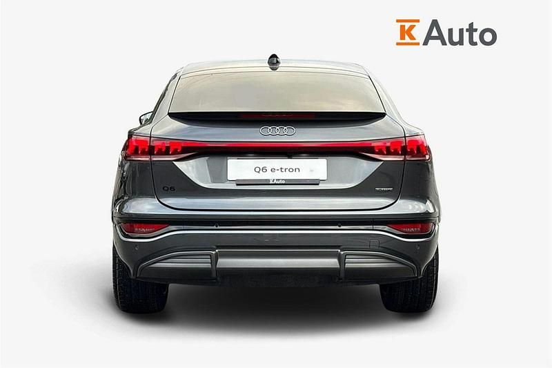 Uusi Audi Q6 Sportback e-tron S-Line 280 kW (382 HP) 2026 Harmaa Katumaasturi